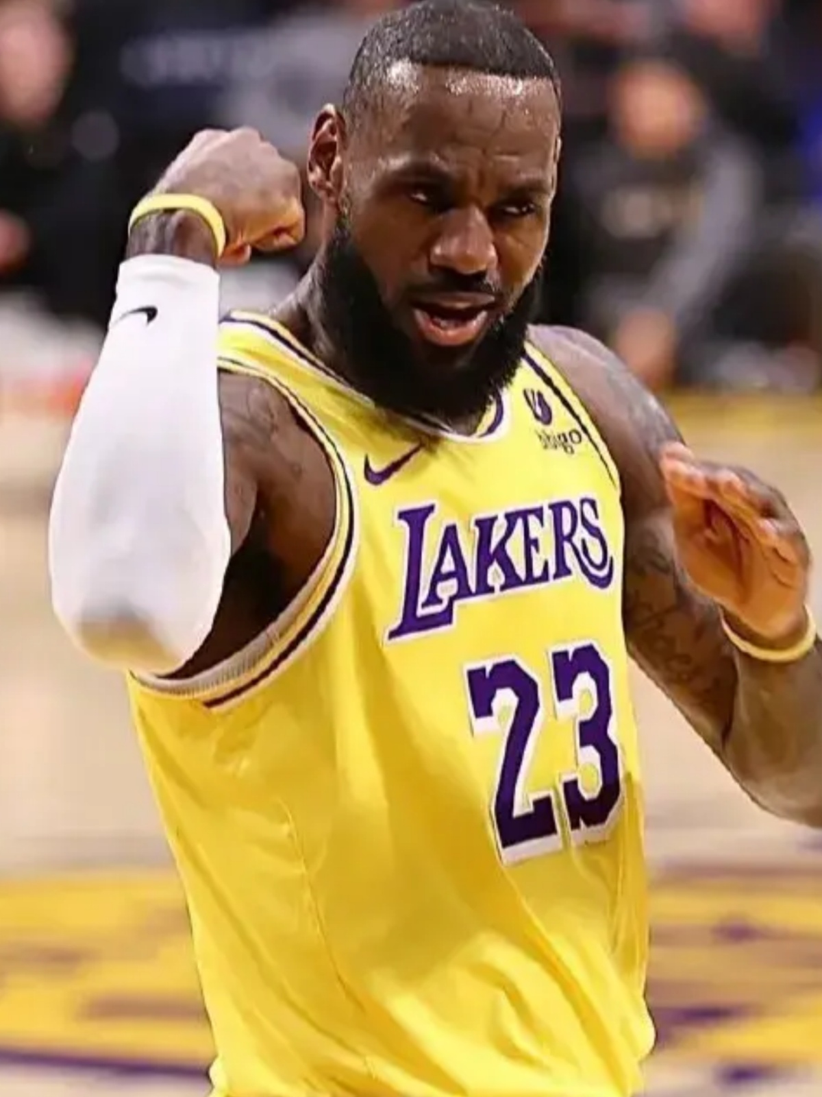 包含勒沃库森客场逆转获胜,提升积分榜排名的词条 包含勒沃库森客场逆转获胜,提升积分榜排名的词条