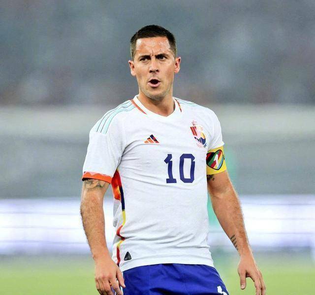 阿扎尔接受手术伤病恢复进展缓慢