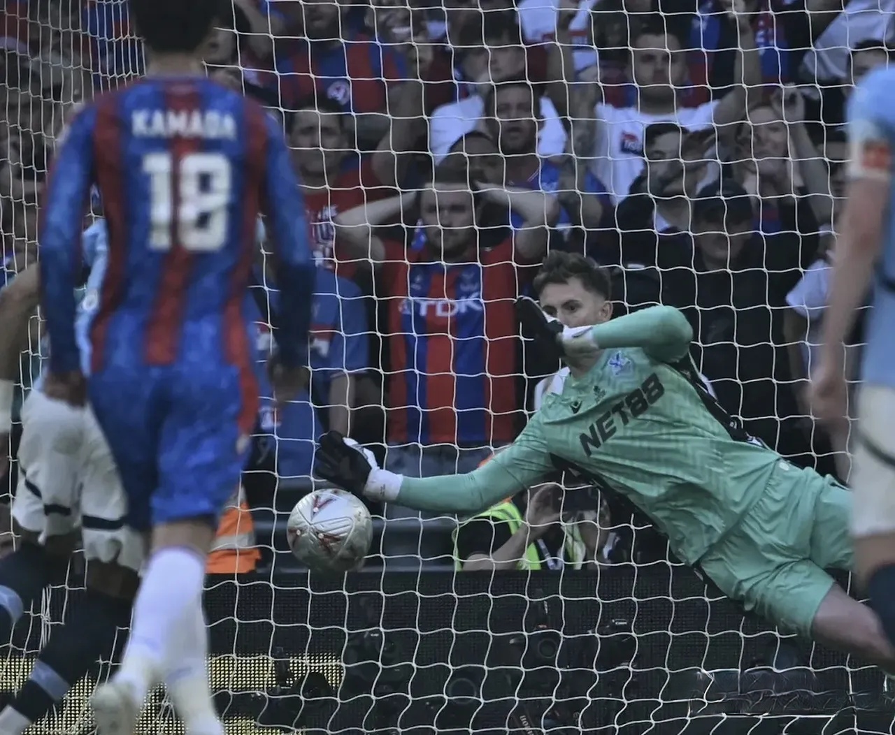 包含摩洛哥绝杀土耳其，格列兹曼完成帽子戏法的词条